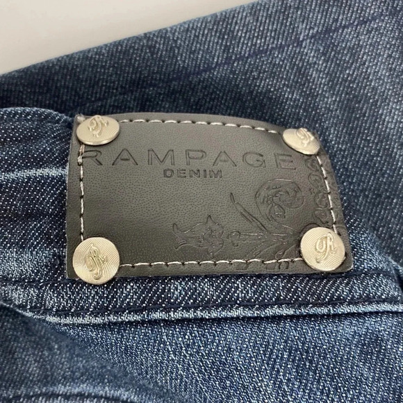 Dark wash medium rise whiskered Blue flared leg pullon jeans size 8 - Picture 10 of 15